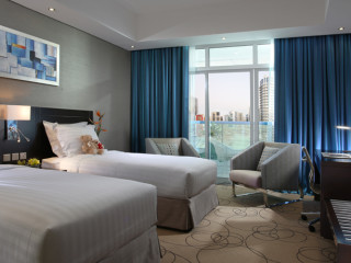 RAMADA BY WYNDHAM BARSHA HEIGHTS