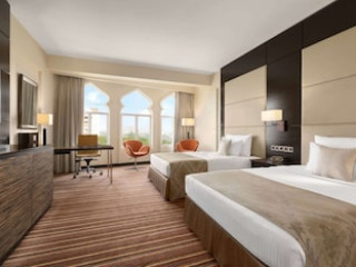 RAMADA BY WYNDHAM COLOMBO