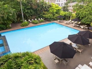 RAMADA BY WYNDHAM COLOMBO