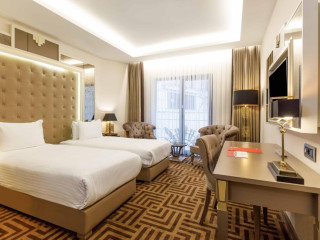 Ramada Hotel And Suites by Wyndham Istanbul Golden Horn
