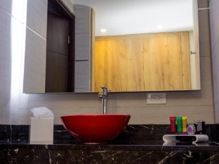 FIRST CLASS APARTMENTS