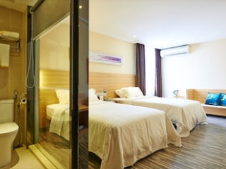 RAMADA ENCORE BY WYNDHAM CHINATOWN KUALA LUMPUR