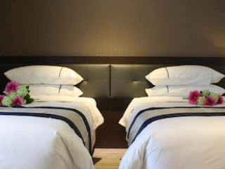 RAMADA ENCORE BY WYNDHAM CHINATOWN KUALA LUMPUR