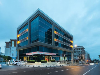 Ramada Encore By Wyndham Istanbul Kartal