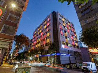 Ramada Encore by Wyndham Istanbul Sisli