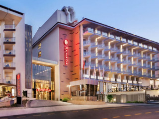 RAMADA HOTEL & SUITES