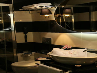 RAMADA HOTEL & SUITES SISLI (SUPERIOR)