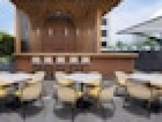 Ramada Plaza by Wyndham Bangkok Sukhumvit 48