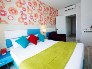 Hotel President Beach & Spa