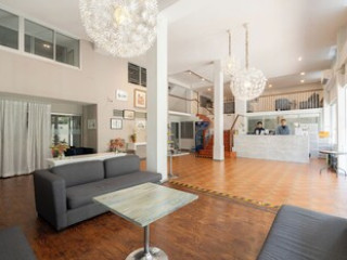 RATCHADAMNOEN RESIDENCE (SHA)