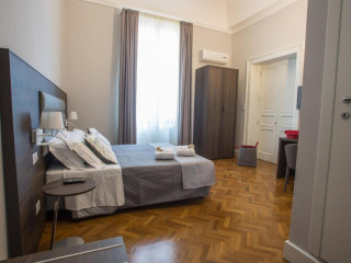 Re Vittorio De Luxe Accomodations