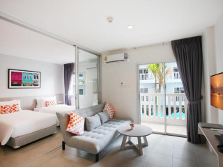 Recenta Suite Phuket Suanluang