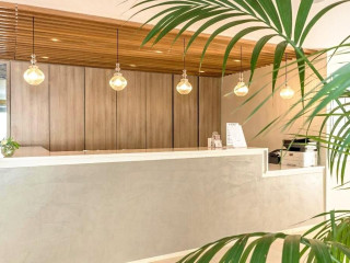 Altura Hotel