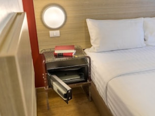 RED PLANET ASOKE (SHA)