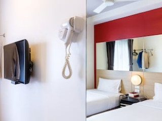 RED PLANET ASOKE (SHA)