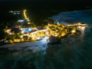 Reef & Beach Resort