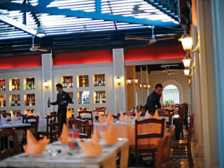 REEF OASIS BEACH RESORT