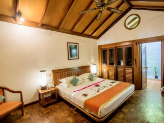 Reethi Beach Resort (Fonimagoodhoo)