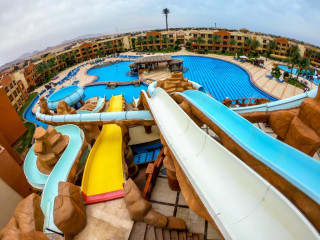 Regency Plaza Aqua Park And Spa