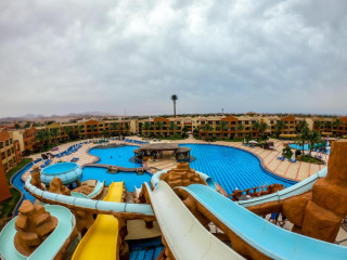 REGENCY PLAZA RESORT & AQUA PARK