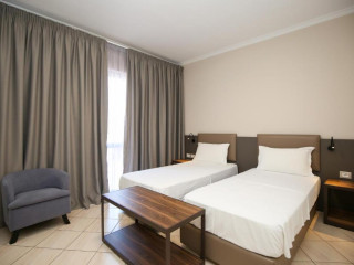 Regina Garden Hotel