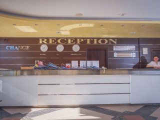 Regina Hotel