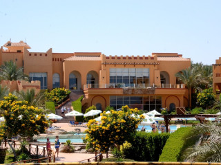 Rehana Royal Beach Resort and Spa