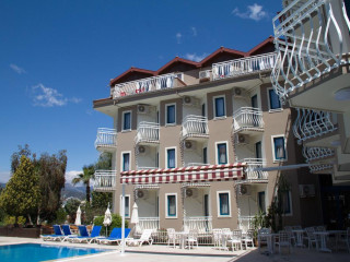 REMER HOTEL