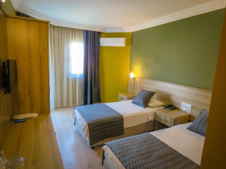 Remer Hotel