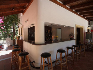 Rena Apartments Gouves