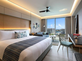 Renaissance Cancun Resort & Marina