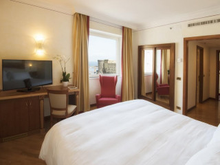 RENAISSANCE NAPLES HOTEL MEDITERRANEO