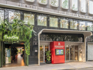 RENAISSANCE PARIS REPUBLIQUE HOTEL