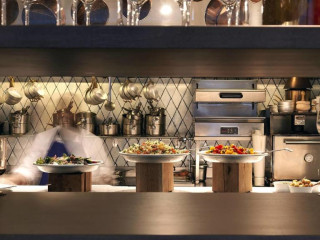 Renaissance Paris Vendome Hotel