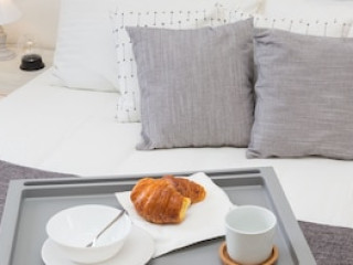 RENTAL IN ROME ROSSELLI PALACE APARTMENT 5