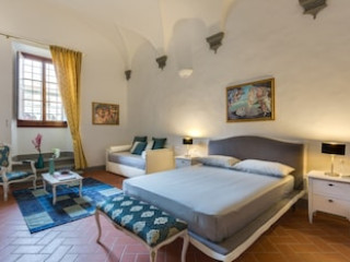 RESIDENZA DEPOCA GALLERIA LACCADEMIA