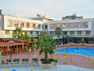 Resort & SPA Te Stela