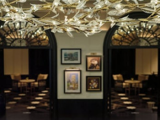 THE LAURUS, A LUXURY COLLECTION RESORT