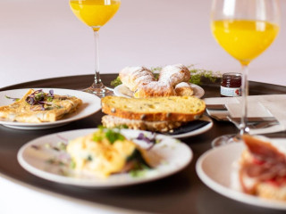 DoubleTree by Hilton Dubai M Square Hotel & Residences