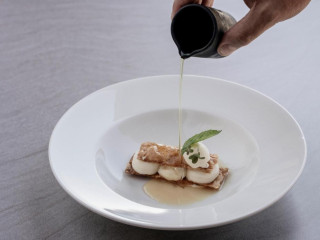 Paralos Venus Suites