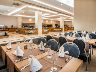Korumar Ephesus Spa Beach Resort