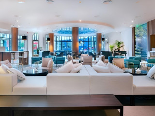 LE MERIDIEN ABU DHABI