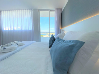Reverence Life Hotel