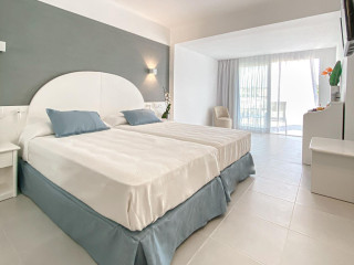 Reverence Life Hotel