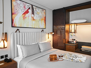 Revier Dubai Hotel