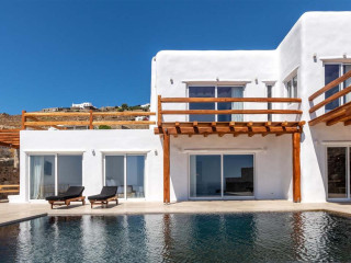 Ria Mar Villas&Suites by Live&Travel