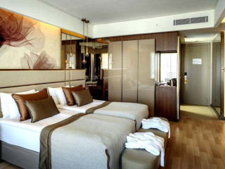 SUN HALL BEACH HOTEL APARTMENTS