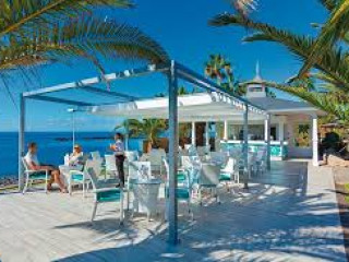 FLAMINGO BEACH