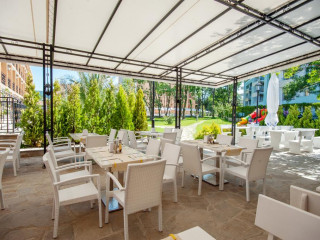 RIVA  HOTEL