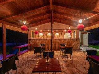 Rivendell Apartments